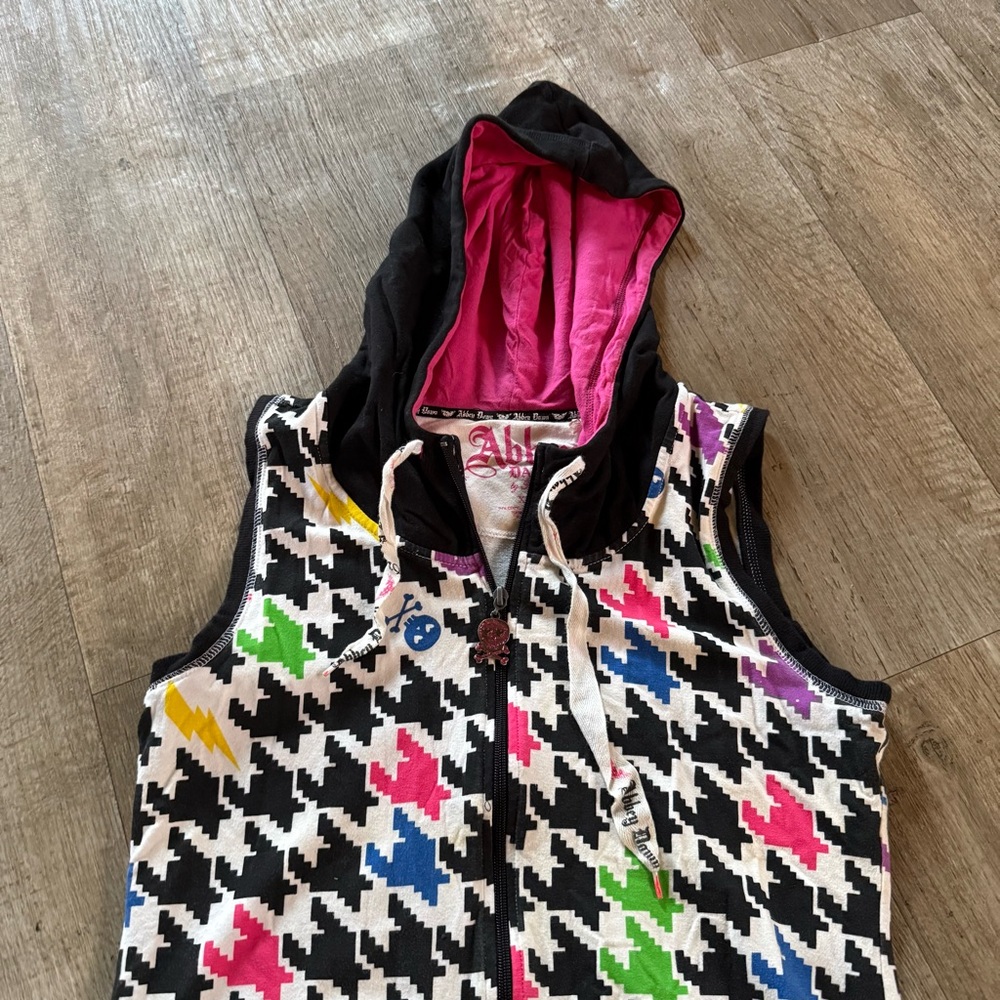 Abbey Dawn Skull Crossbones Sleeveless Hoodie XL Avril Lavigne Vtg Y2K - Picture 2 of 10